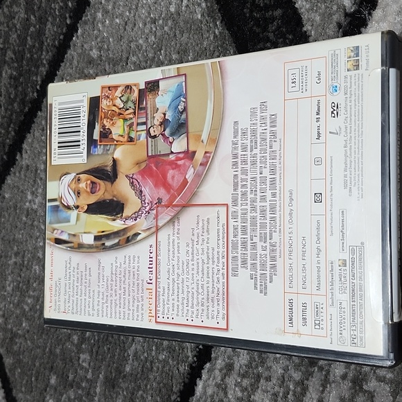 13 GOING ON 30 SPECIAL EDITION & 13 GOING ON 30 FUN & FLIRTY EDITION DVD BUNDLE - Picture 4 of 13